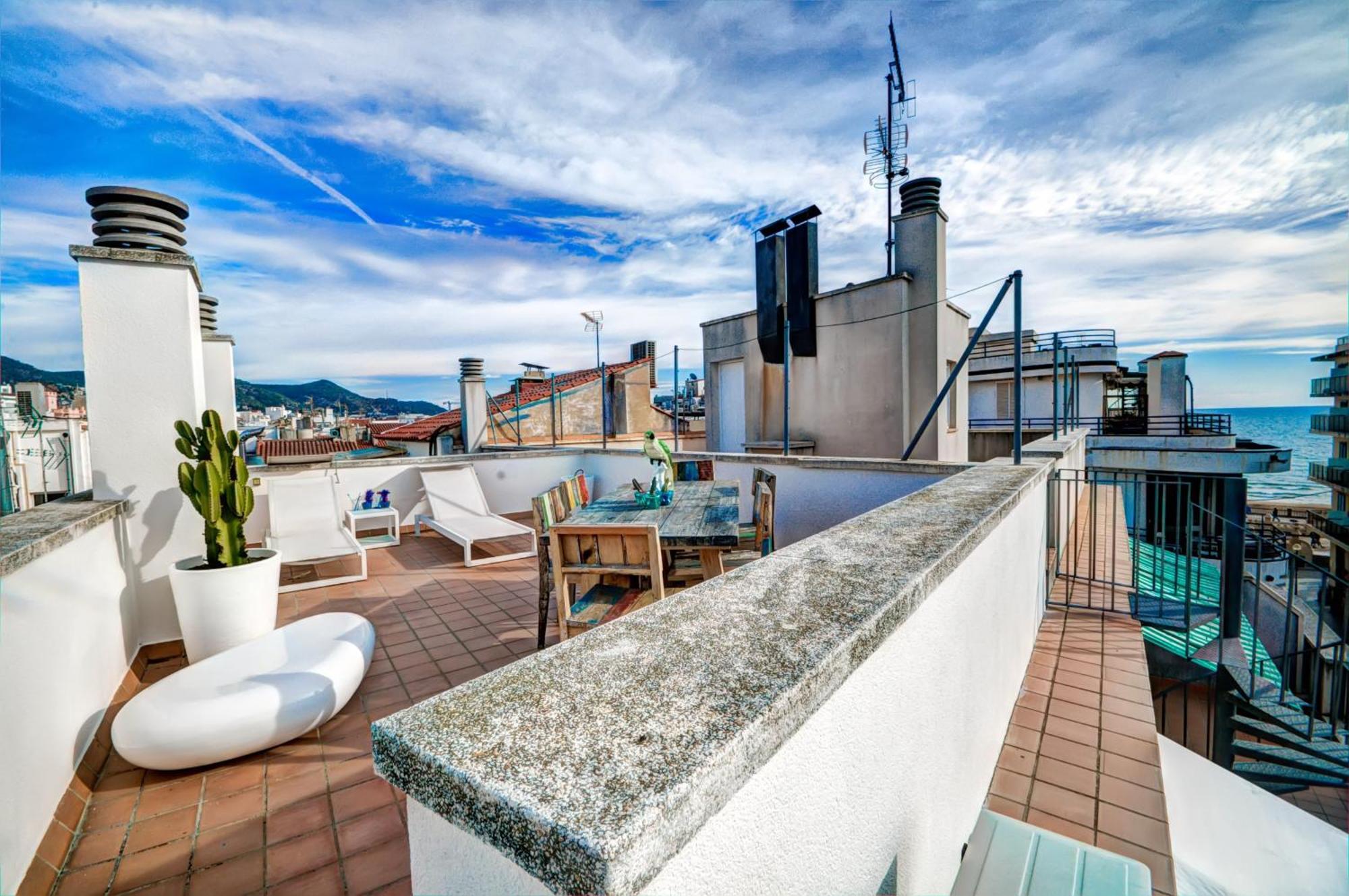 Apartment Beachstyle Penthouse By Hello Homes Sitges